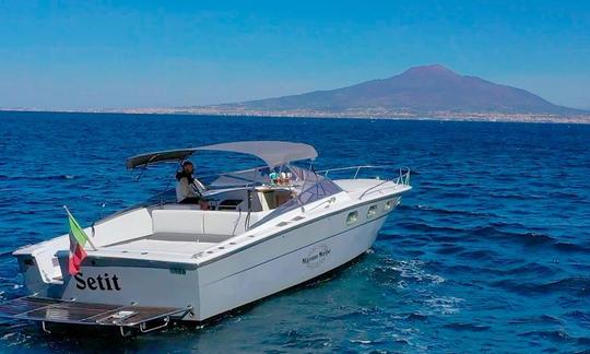 Alugue um iate a motor Magnum Marine de 38 pés em Sorrento, Capri, Positano e Amalfi.