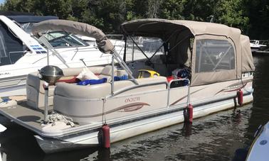 Versailles 26ft Pontoon Rental in Ottawa!