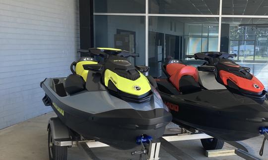 Diversão no Sun Jet Skis Lake Wylie! 2024 Sea Doo com alto-falantes Bluetooth!