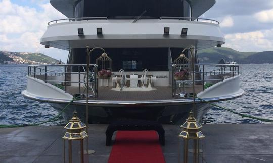 350 People Capacity 140ft SuperYacht for your private events in Istanbul! B4