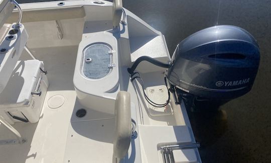 Console centrale Cobia de 22 pieds avec moteur hors-bord Yamaha de 150 ch à Marco Island