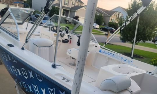 Sea Hunt - Dual Console in Lexington, South Carolina