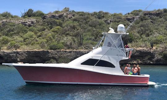 Luhrs 44ft Luxury Yacht Private Charter in Curaçao!