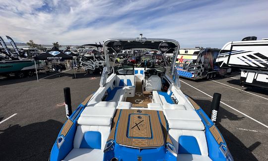 2023 MasterCraft X22 Wake/Surf/Party Lake Havasu City