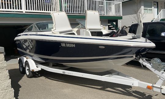 21' Cobalt Bowrider for Rent on Shuswap Lake!