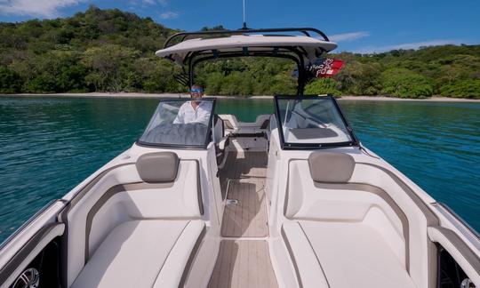 Location de jet boat de 24 pieds à Culebra, province de Guanacaste