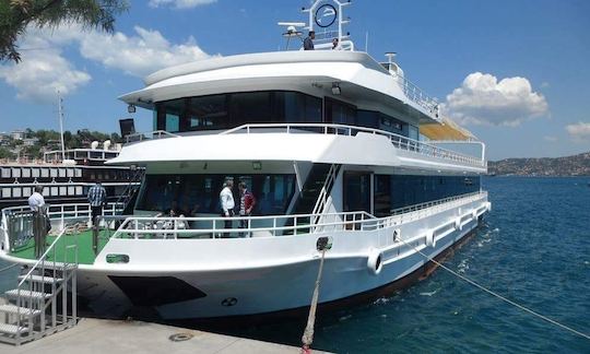 Spacious 138ft Superyacht for Private Events in İstanbul, Turkey! B23