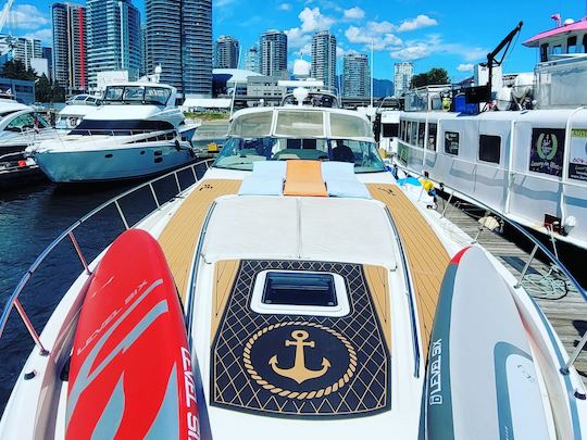 Luxurious 53-ft Sea Ray Yacht for Up to 12 Guests in Vancouver