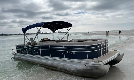 2019 Bennington Pontoon Boat Rental in Sarasota, Florida!!