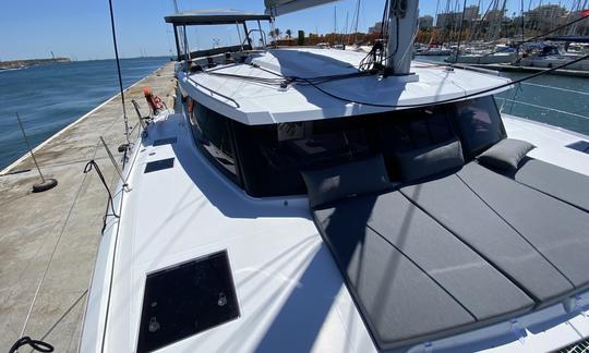 Catamarã Fontaine Pajot Isla 40 em Portimão/Aluguel em Portugal, Algarve