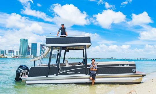 Bateau ponton Avalon de 27 pieds pouvant accueillir jusqu'à 12 personnes, visite de la rivière Miami