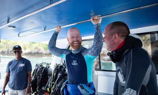 Croisière, plongée avec tuba et plongée sous-marine avec des raies manta à Bali