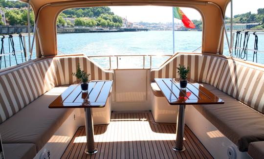 Jetten 44 Motor Yacht Charter in Vila Nova de Gaia, Portugal