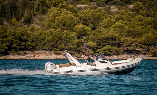 Capelli Tempest 1000 Open - 2x300 Yamaha for rent in Sukošan, we can deliver the vessel from Pag to Split