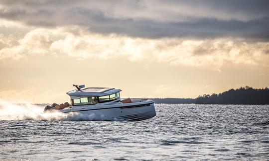 Barco Saxdor 320 GTC Com 2x300 Mercury Verado V8 para alugar em Sukošan, podemos entregar a embarcação de Pag a Split