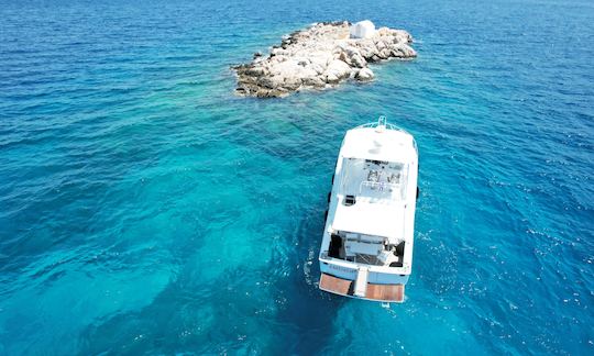 Viking 50 Luxury Yacht Rental for Experience in Greece