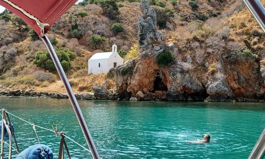 Navega en Chania con un Dufour Gib'Sea de 43 pies para 8 personas