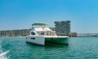 65ft Luxury Catamaran Yacht up to 25 guests - Dubai Marina