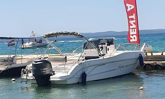 Barco a motor Bluline para alugar em Zadar