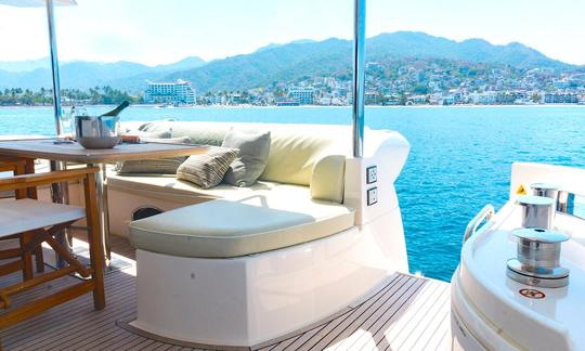 Yate de lujo Azimut 70 flybridge en Puerto Vallarta, Jalisco