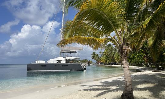 52 Catamarans de luxe avec climatisation - Tarifs pour 2 personnes