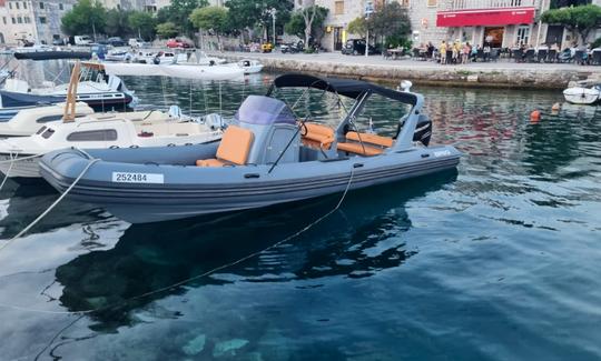 Aluguel de Brig Eagle 780 RIB em Sumartin, Condado de Split-Dalmácia