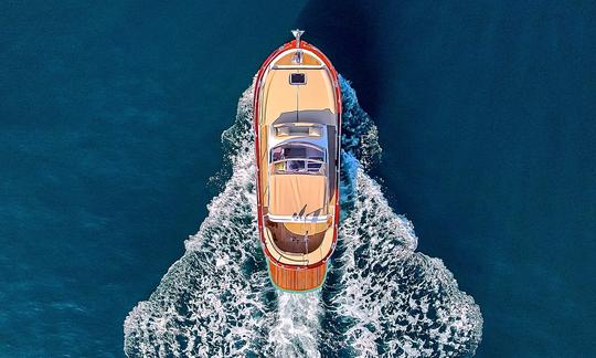 Motor Boat 25' Gozzo Jeranto 750 Classic in Sorrento, Italy