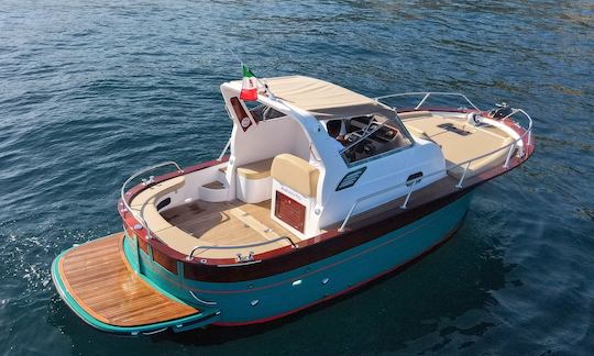 Motor Boat 25' Gozzo Jeranto 750 Classic in Sorrento, Italy