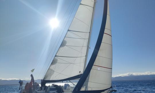 Louez un monocoque de croisière à La Spezia, Italie