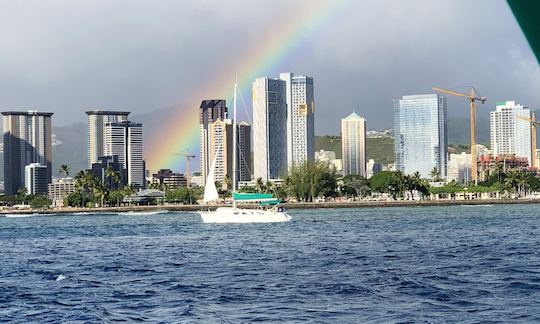 Carta de vela privada de luxo Beneteau de 40 pés na bacia de Kewalo, Honolulu