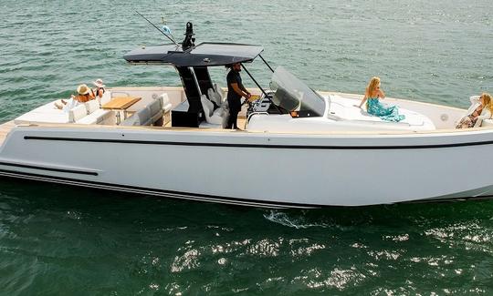 43' 2021 Pardo + Seabob Yacht Charter em Sag Harbor, Nova York