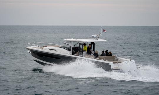 Yate a motor Nimbus T11 en alquiler en Sukošan, podemos entregar el barco de Pag a Split