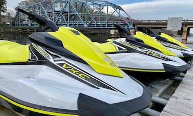 JETSKIS! Yamaha VX and EX Rentals on Lake Lanier!