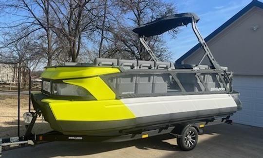 Barco flutuante de cruzeiro Sea-Doo 2023 em Vinita, Oklahoma