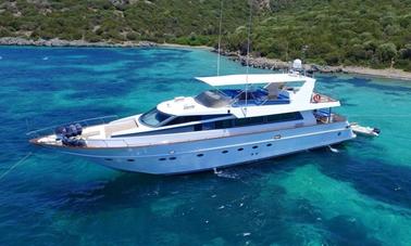 Luxury Motoryacht For Daily Cruise