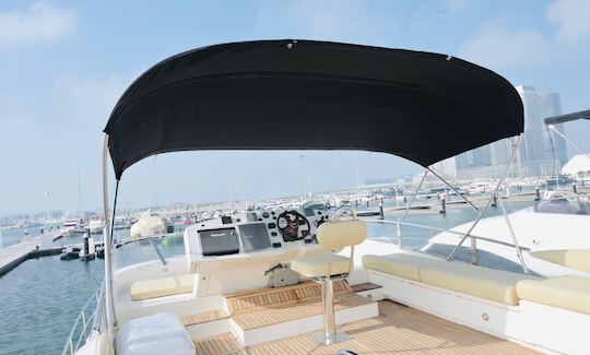 Luxurious 66ft Yacht for Rent In Dubai