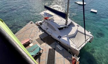 Naviguez à Negril avec un catamaran Leopard de 39 pieds