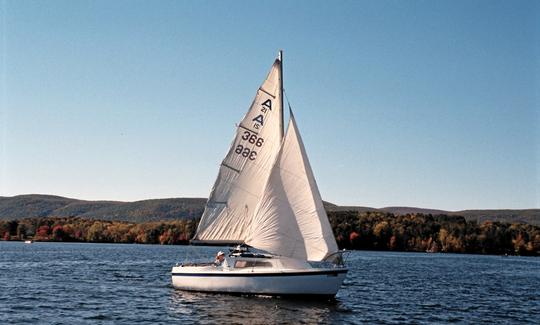 Captained Charter 21ft Sailboat in Salisbury 2 person charter 2 hrs.