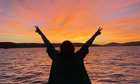 Tour privado ao pôr do sol com vinho e água incluídos