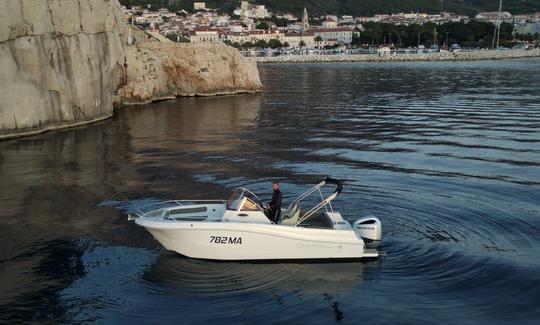 Atlantic Marine 750 Open em Makarska