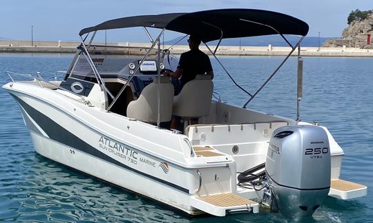 Atlantic Marine 730 Sun Cruiser em Makarska