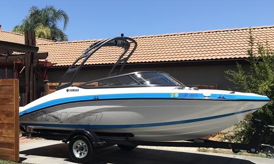 Jet Boat Yamaha AR190 2022 à louer à Modesto