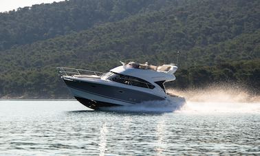 Beneteau Antares 36 for daily cruises with a skipper