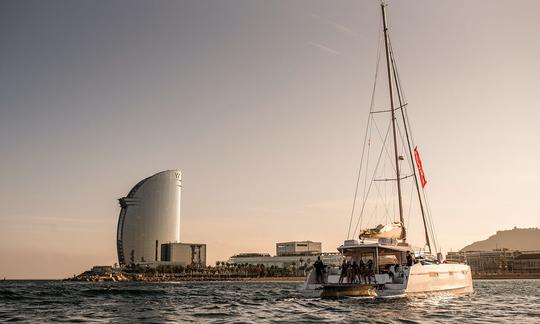 Catamaran Nautitech 40 à Barcelone jusqu'à 30 personnes