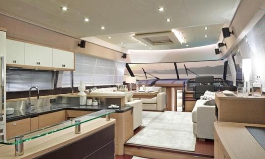 Prestige 620 yacht Charter in Beaulieu-sur-Mer, Provence-Alpes-Côte d'Azur