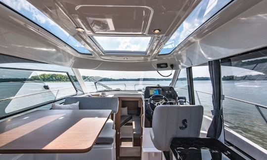 Motorboat rental in Split, Croatia - Beneteau Antares 9 OB (Arya)