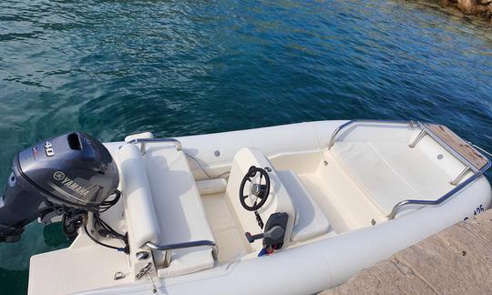 Scanner Cosmo 420 RIB A small boat with a lot of space…