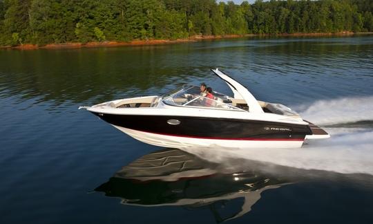 Regal 2700 Powerboat for Rent in Cala D'or