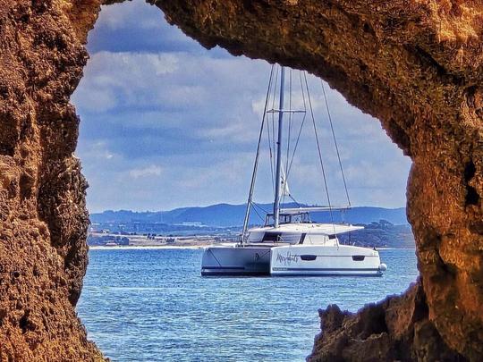 Fonte de catamarã Pajot Isla 40 para explorar o majestoso rio Tejo