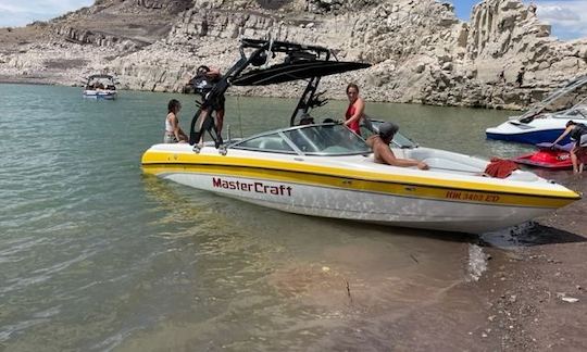 Barco de Wakesurf Mastercraft Maristar 230VRS 2003 /Pesca em Elephant Butte